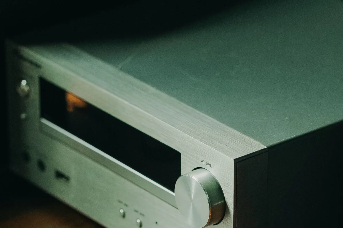 Cómo mejorar la calidad del audio en casa: los ajustes que sí se notan